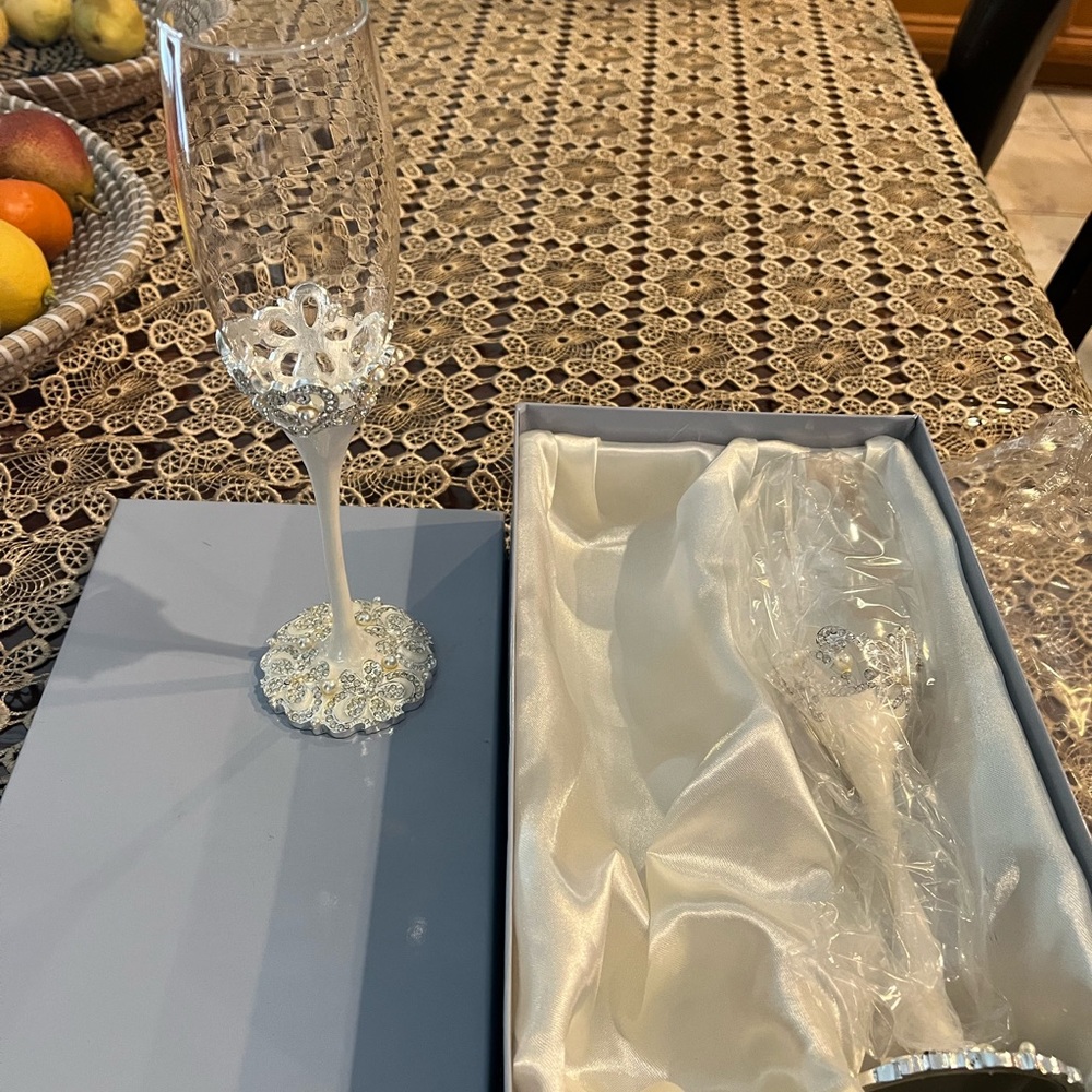 Wedding champagne glasses flutes NEVER USED BRAND NEW